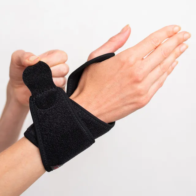 homedics-obusforme-hot-and-cold-wrist-support-left-right image 1