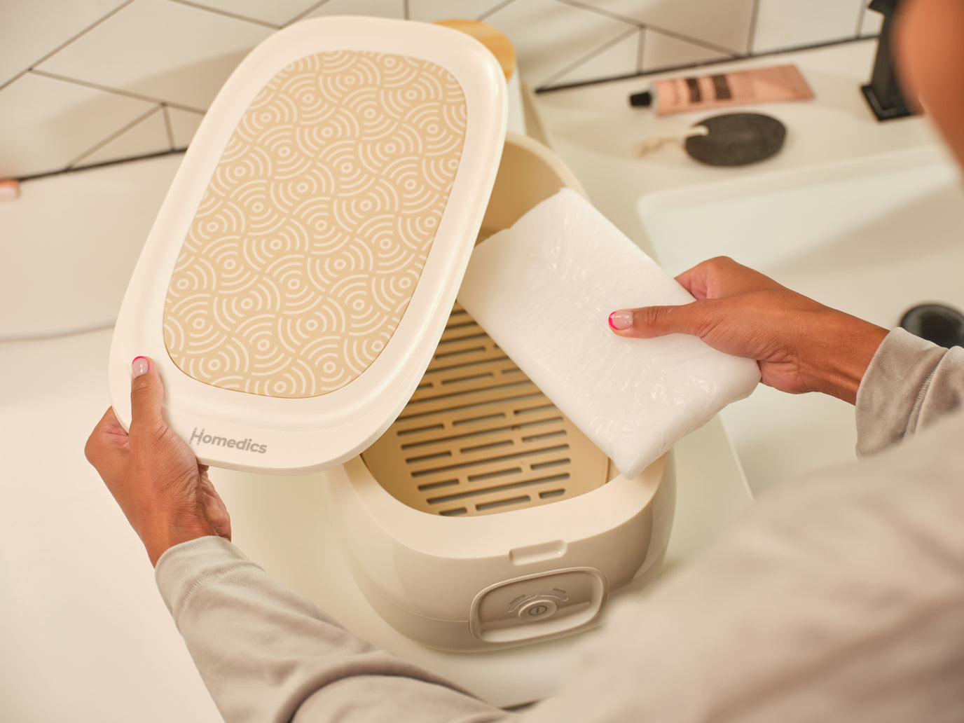 homedics-theraspa-paraffin-bath-for-hands-feet image 3