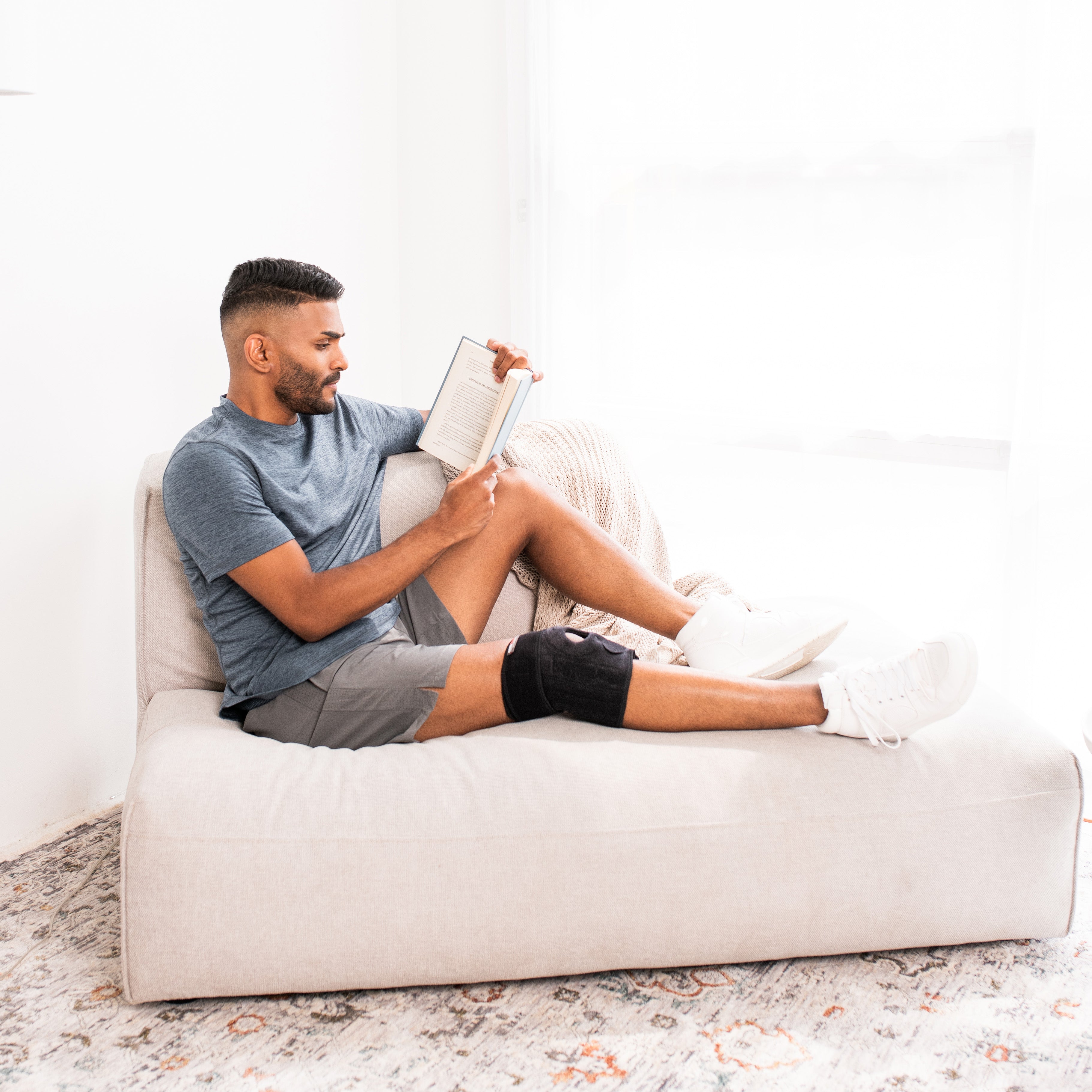homedics-obusforme-hot-and-cold-knee-support-left-right image 4