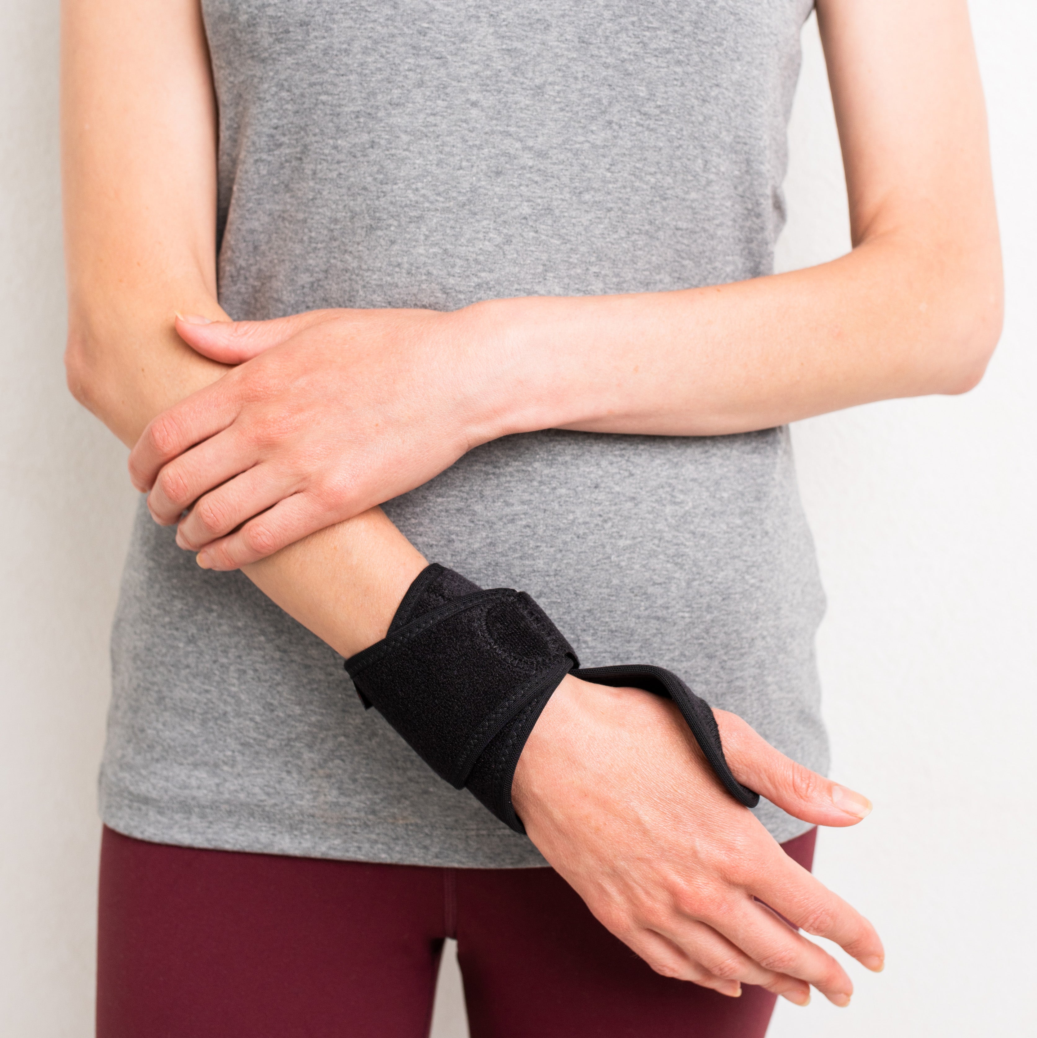 homedics-obusforme-hot-and-cold-wrist-support-left-right image 2