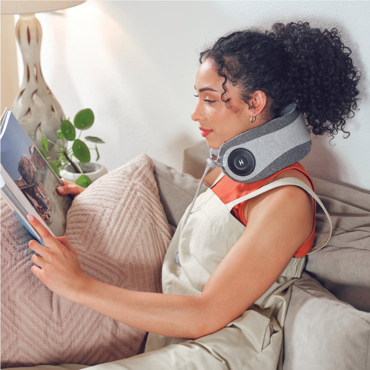 homedics-deep-rhythmic-neck-massager image 5