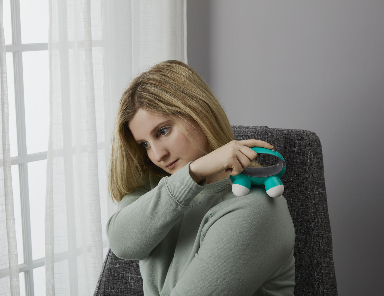homedics-quatro-mini-massager image 4