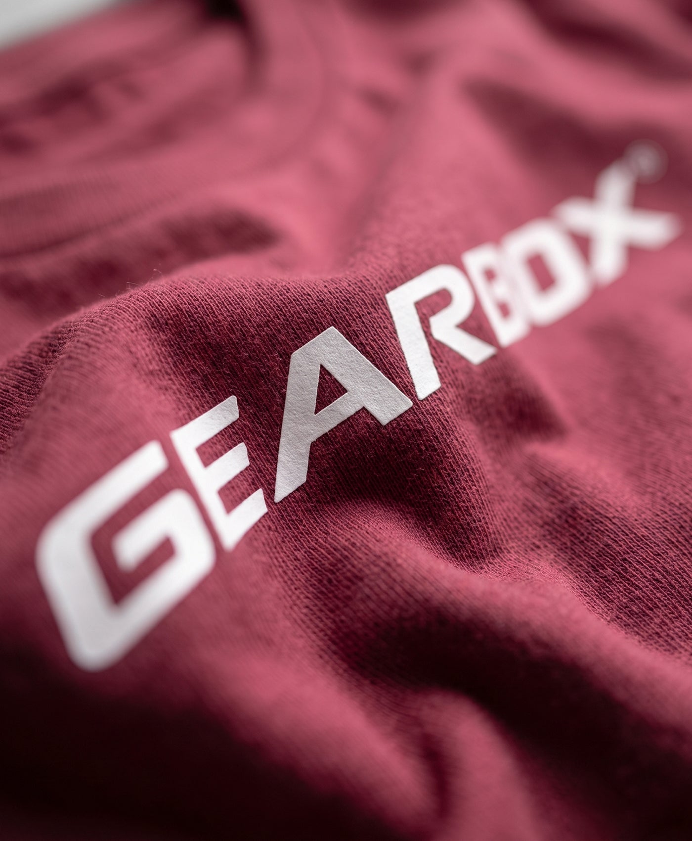 gearbox-gb-og-men-s-cotton-tee-in-maroon-classic-court-lifestyle-apparel image 2